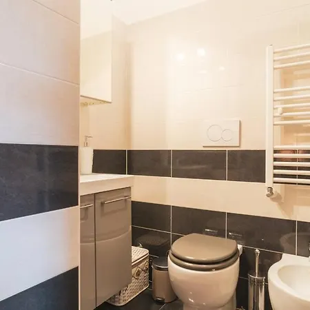 Elegante Nel Cuore Di Apartmán *
